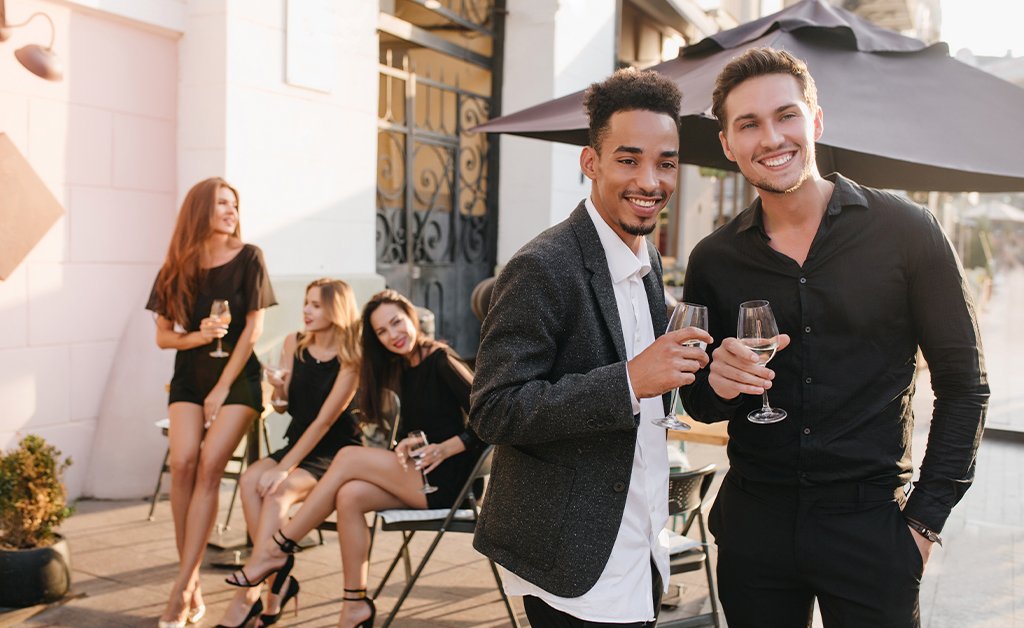 Picture-Perfect Corporate Summer Party Ideas in London Your Team Will Love